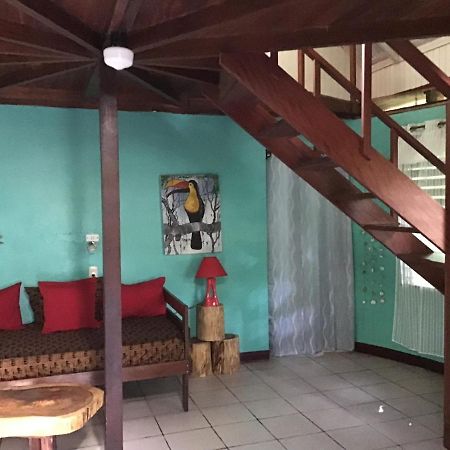 Waleskas Place Panzió Puerto Jiménez Kültér fotó