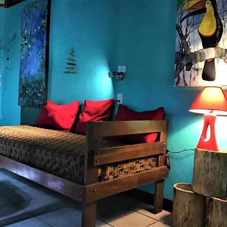 Waleskas Place Panzió Puerto Jiménez Kültér fotó